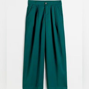 NEW DRESS PANTS in a beautiful emerald green color.